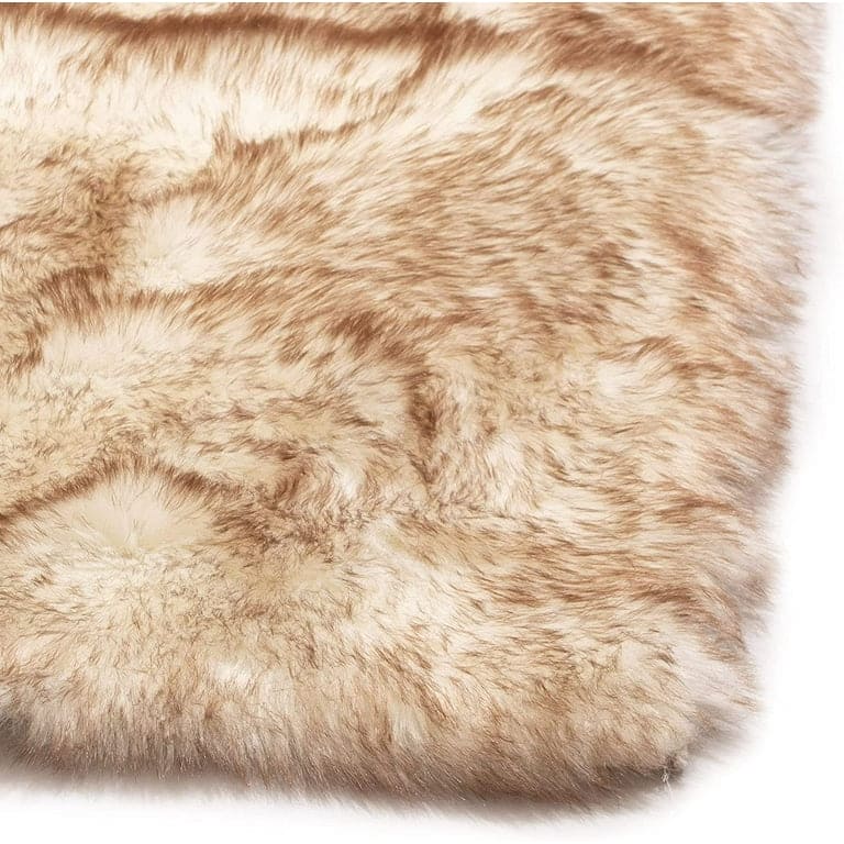 Brown & White Round Fur 4X4 FT